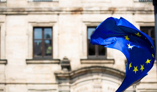 L’ESTIA engagée dans la première université européenne de l’alternance positionnée sur les transitions : EU4DUAL (c) Unsplash