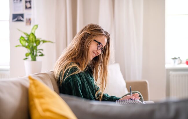 ECOR et ECAR sont les deux nouvelles écoles éco responsables du Collège de Paris (c) Unsplash+