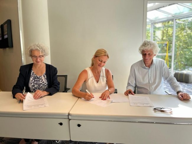 L’EHESP, VetAgro Sup / ENSV-FVI et l’Institut Agro lancent un consortium One Health à la convergence des 3 santés : humaine, animale et agri-environnementale / de gauche à droite : Mireille Bossy , Anne-Lucie Wack , Laurent Chambaud