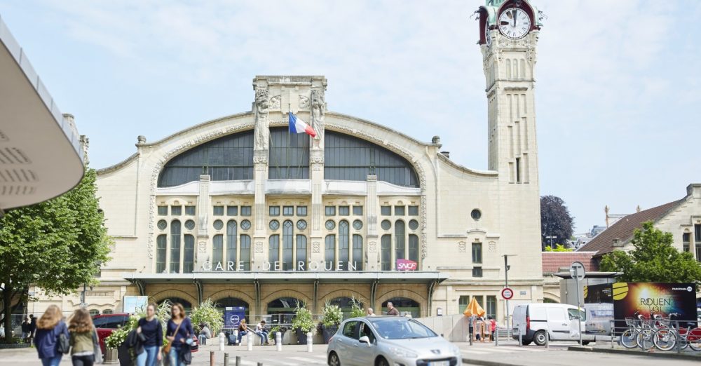 Façade de la gare de Rouen