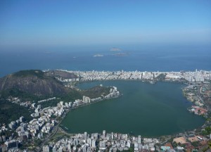 Vue depuis le Corcovado sur la Lagoa Rodrigo de Freitas