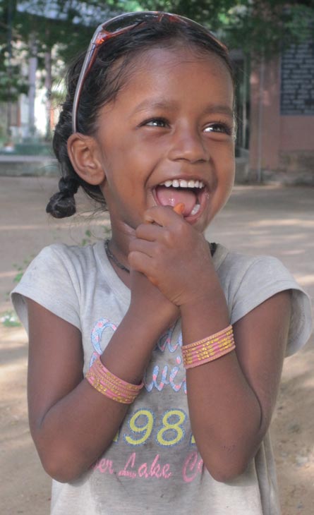 Le sourire touchant d’une jeune intouchable